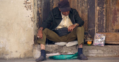 Jubilada cubana critica corrupción y pérdida de valores: “Cuba muere”