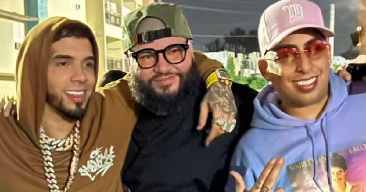 Anuel AA, Farruko y Ñengo Flow © Instagram / Farruko