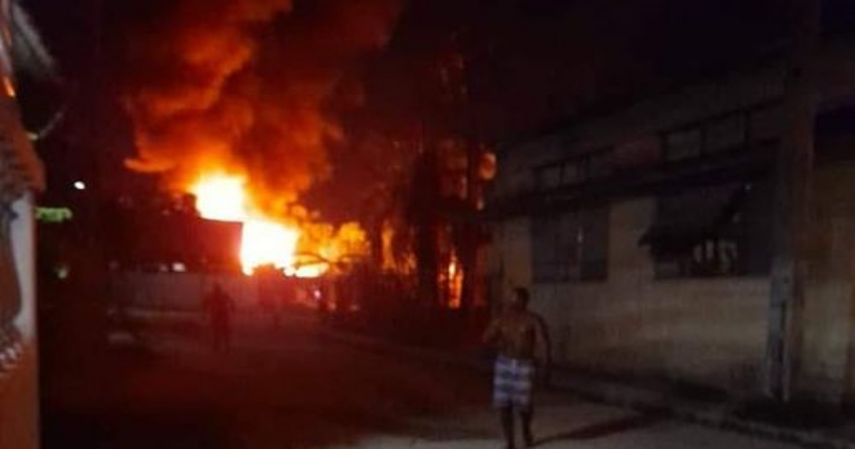 Incendio de una casa en Guanabacoa © Facebook/Marian Quintana