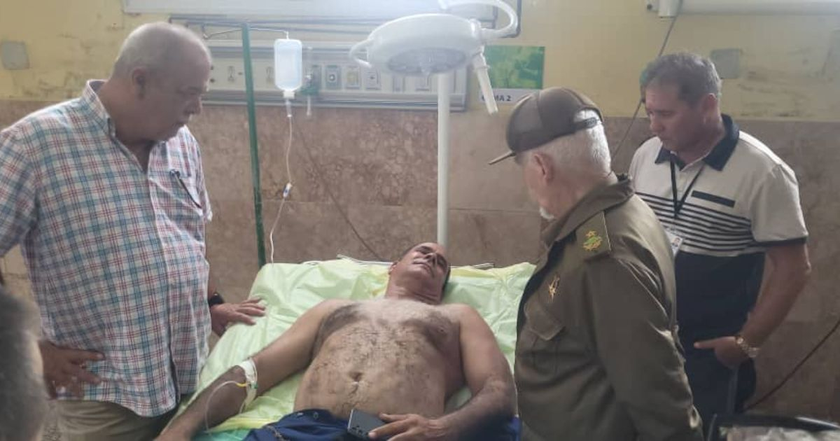 Fire in Havana Bay Injures Eight Workers