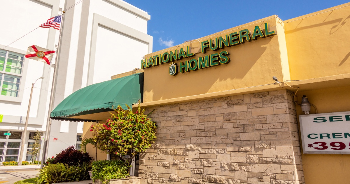 © funeralhomesmiamifl.com