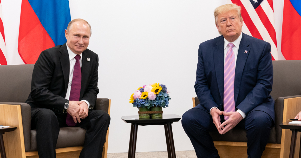 Vladimir Putin y Donald Trump en la Cumbre del G20 en Japón en 2019 © Flickr / Trump White House Archived
