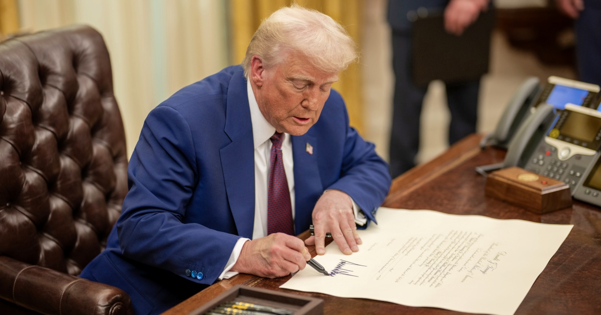U.S. Appeals Court Rules Against Trump's Attempt to Limit Birthright Citizenship